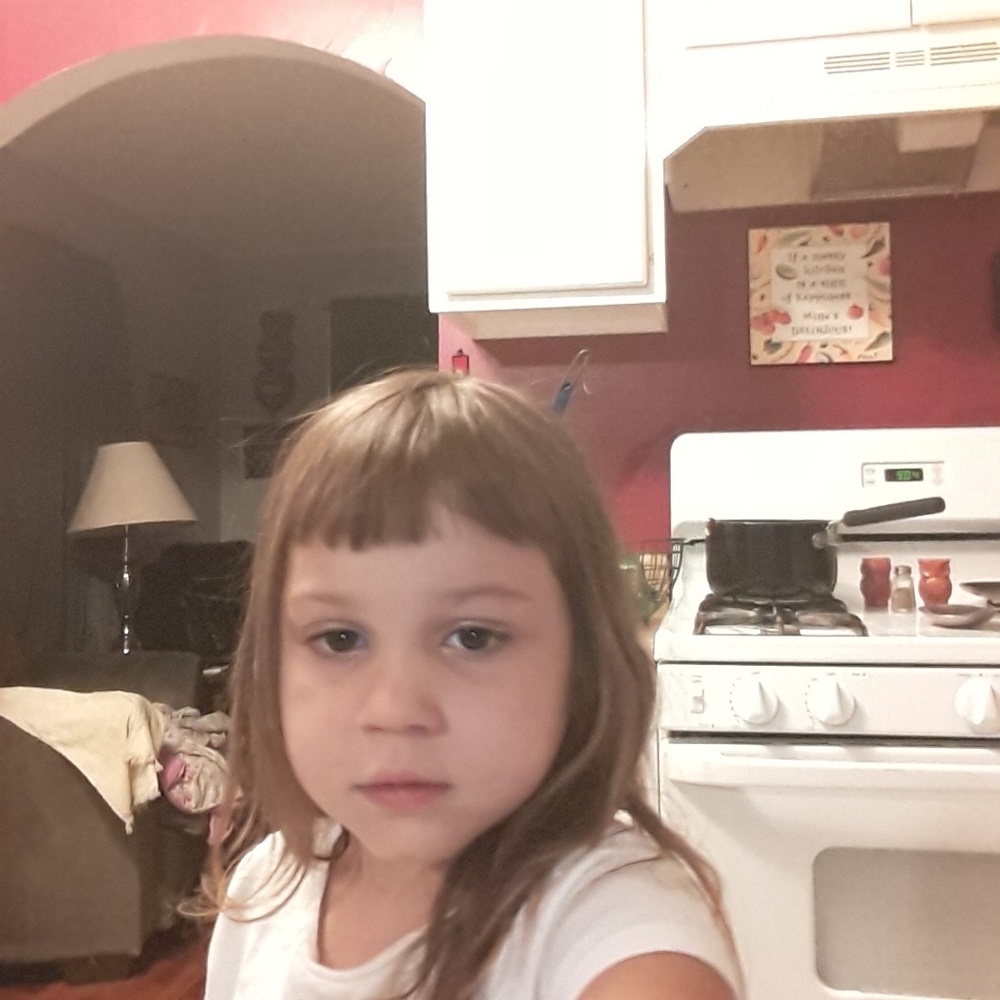 Meet your Posher, Amanda